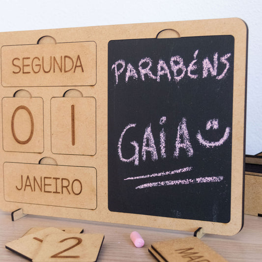 Calendario interactivo de madera