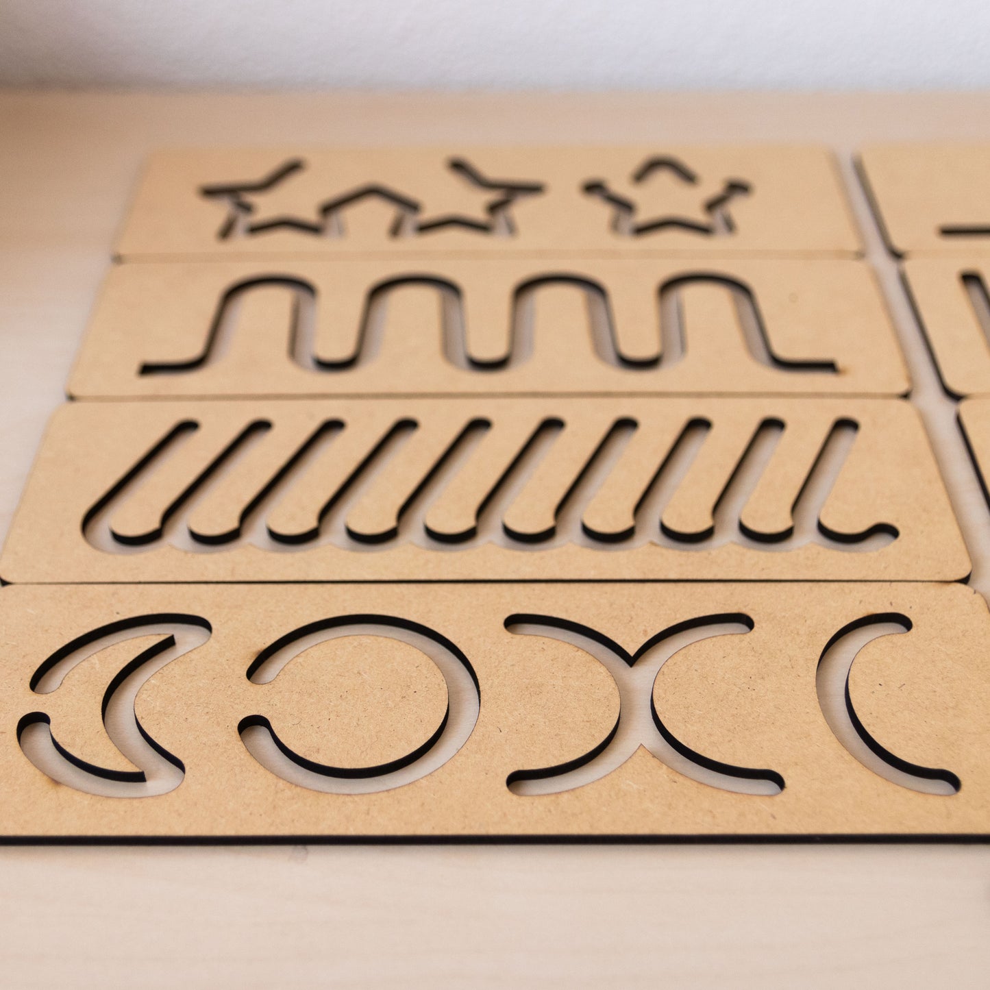 8 Wooden Stencils with 2 Pointers